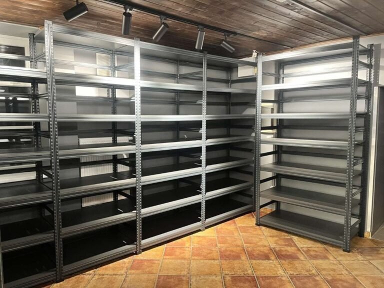Lentyniniai stelaizai individualaus užsakymo